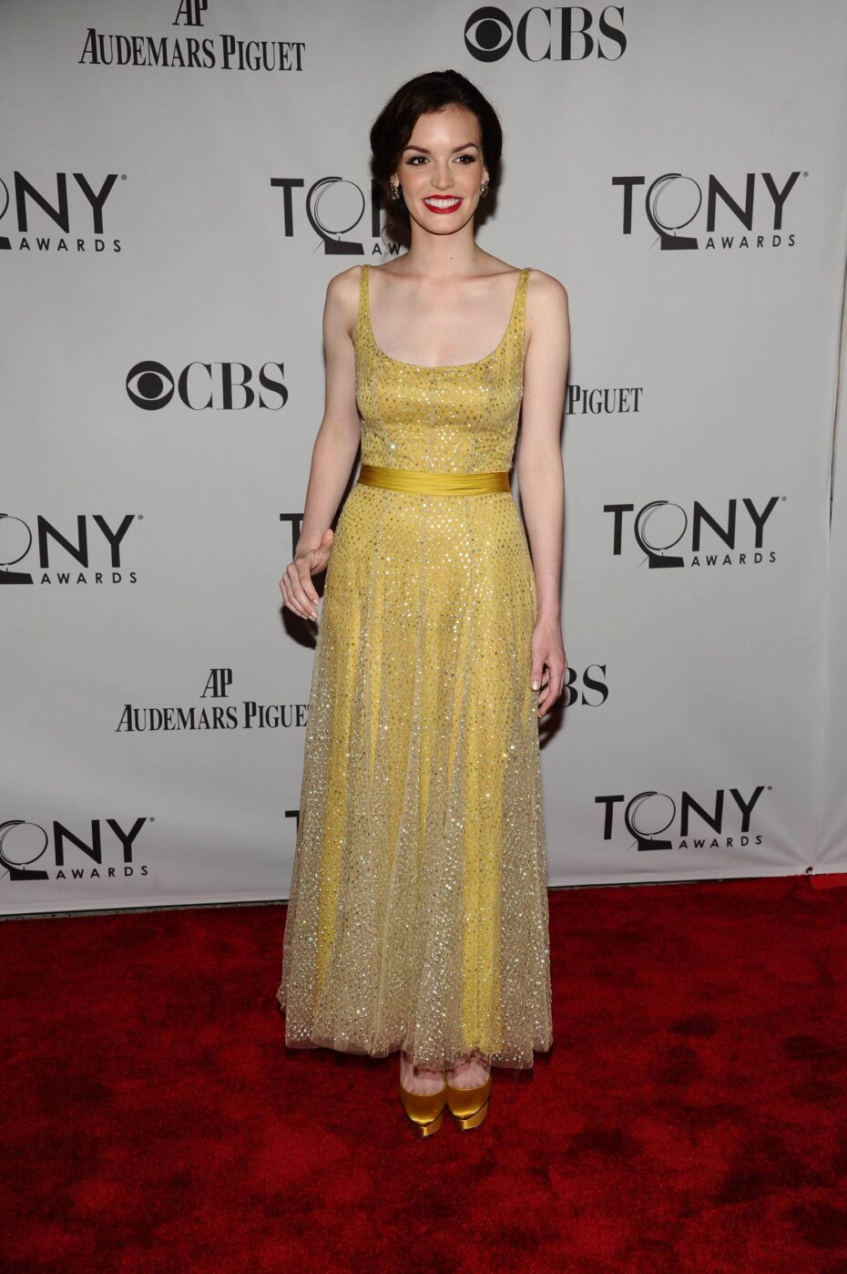 Jennifer Damiano in Reem Acra