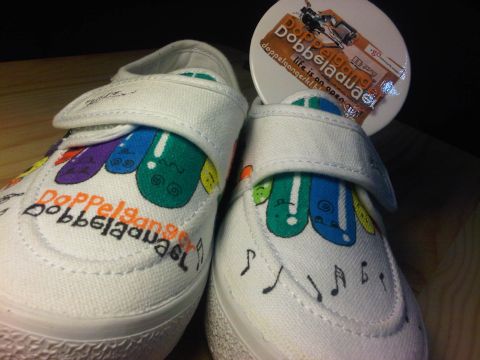 Ash can draw just about anything you want her to