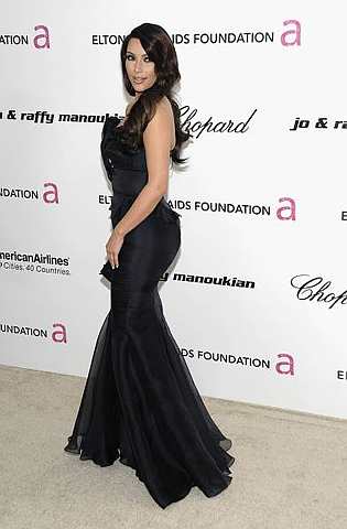 Kim got married y'all!