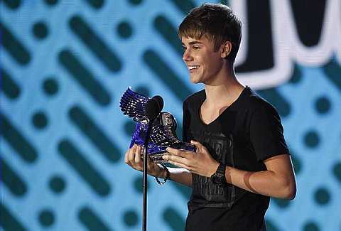 *Who wants to be his baby mama?*