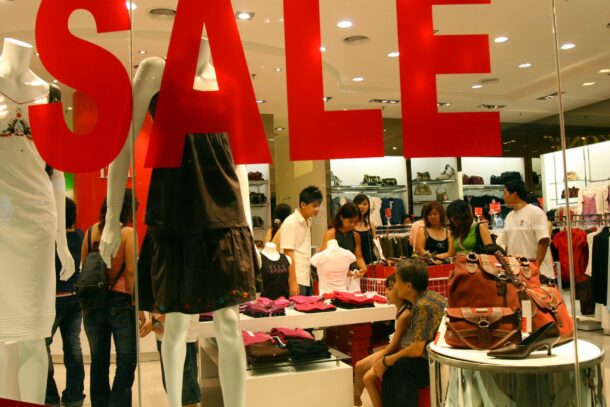 BUDGET2009 We know how and when to get our sale on