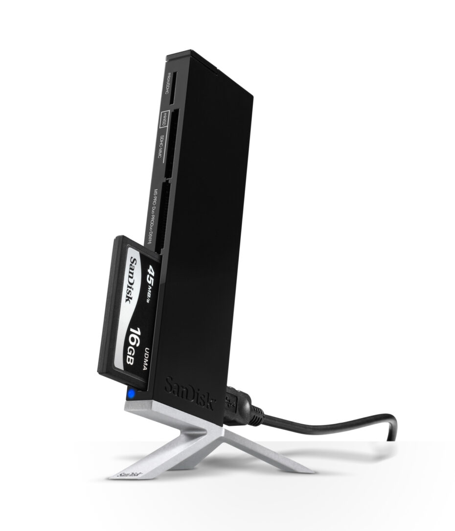 SanDisk Imagemate All-in-One USB 2.0 card reader has a transfer speed up to 34MB/s and is definitely more reliable than the RM10 card readers.