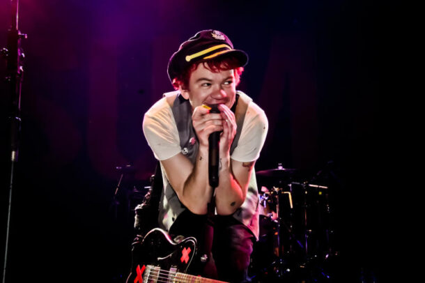 deryck Sum 41 frontman Deryck Whibley aka the spitter. Kidding.