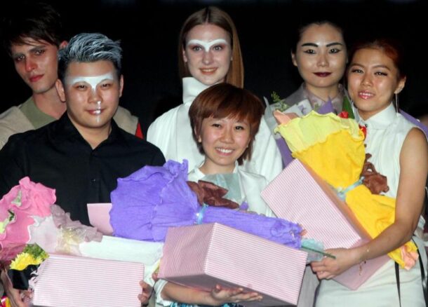 (L-R)All smiles for winners: Iven Teh (2nd place), Lum Sin Yi (1st place) and Janice Cheong (3rd place)