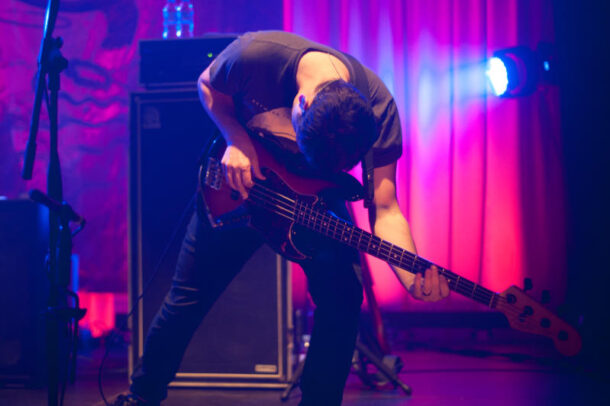 Coheed and Cambria's bassist Zach Cooper did not only have precision in his playing, but also had a strong voice to back frontman Claudio Sanchez up with singing and some crazy screaming.