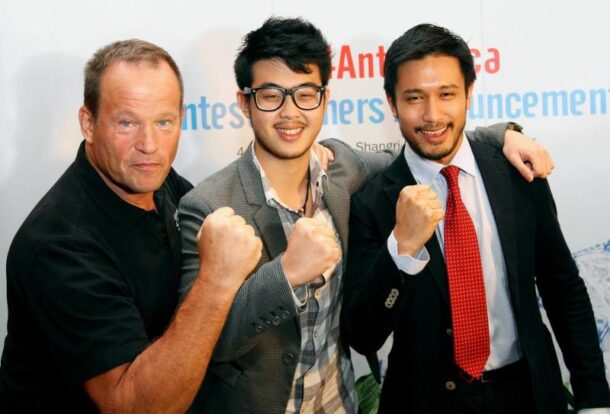Paul Kho (middle) Faisal Ariff (right), and Helena Erin both won themselves a great trip to the Antarctica for an expedition led by Robert Swan, who is the first person in history to have walked the North and South Poles.