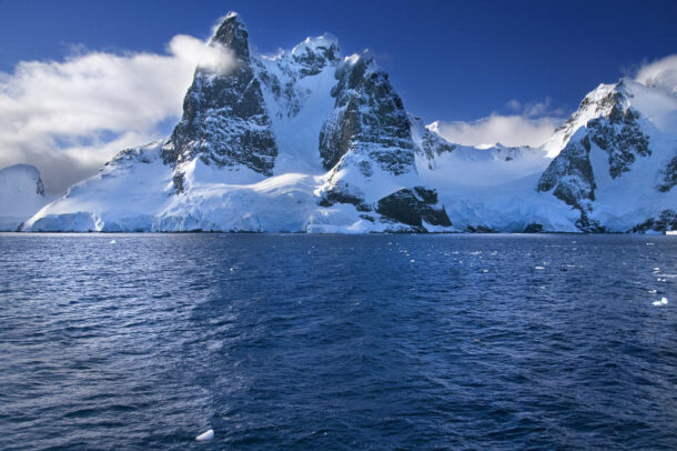 The landscape in Antarctica has undergone some breathtaking transformations. In some places, black rock has been exposed due to snow melt.