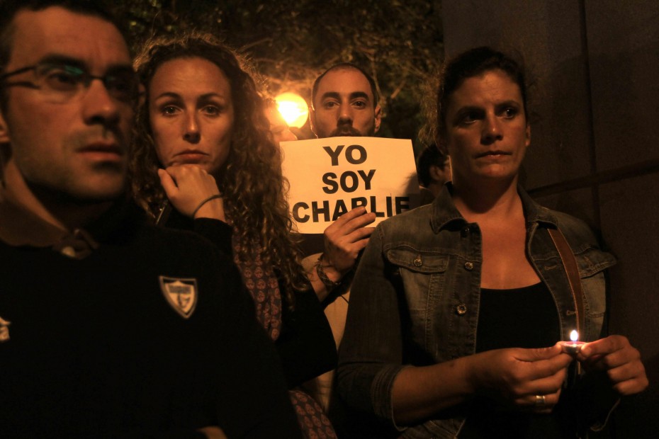 "Yo Soy Charlie" -- Spanish for "I Am Charlie". In Lima, Peru.