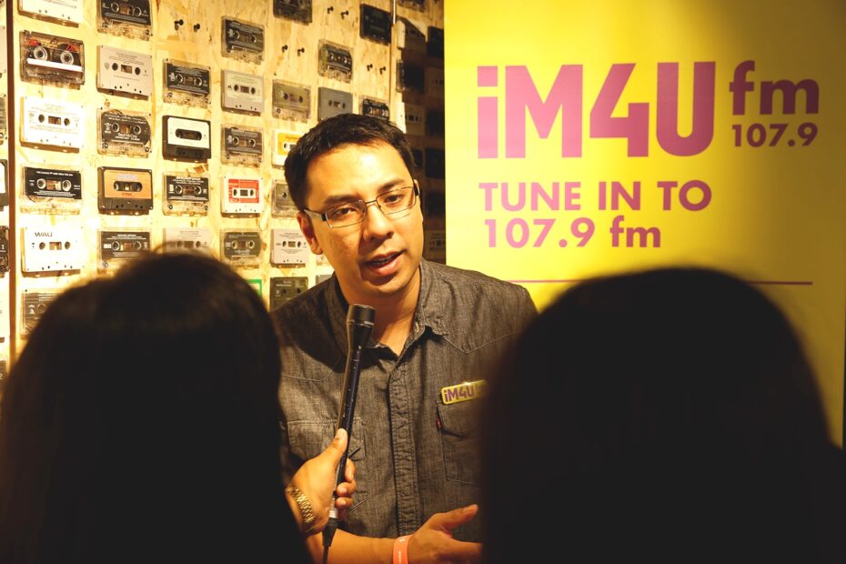 Rudy, Chief Operating Officer of iM4U, said iM4U fm hopes to continue disseminating positive messages to young people.