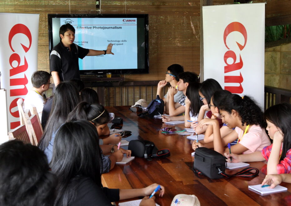 Kevin Boey from Canon gave an awesome talk on photojournalism! Thanks for coming, Kevin!