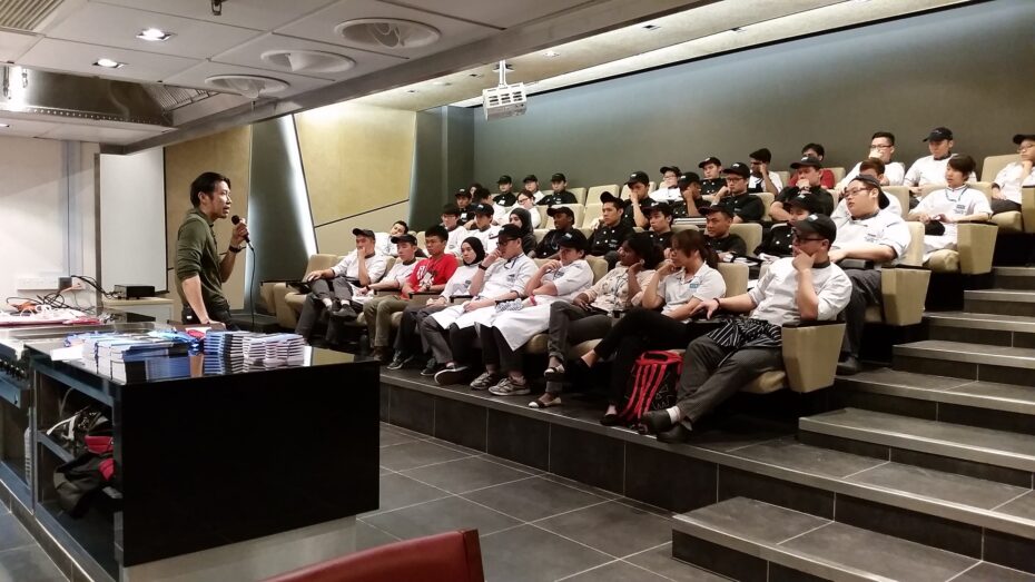 Kam giving the contestants a motivational talk before the cook-out began, telling them how their efforts could make a huge difference in the campaign against food wastage.