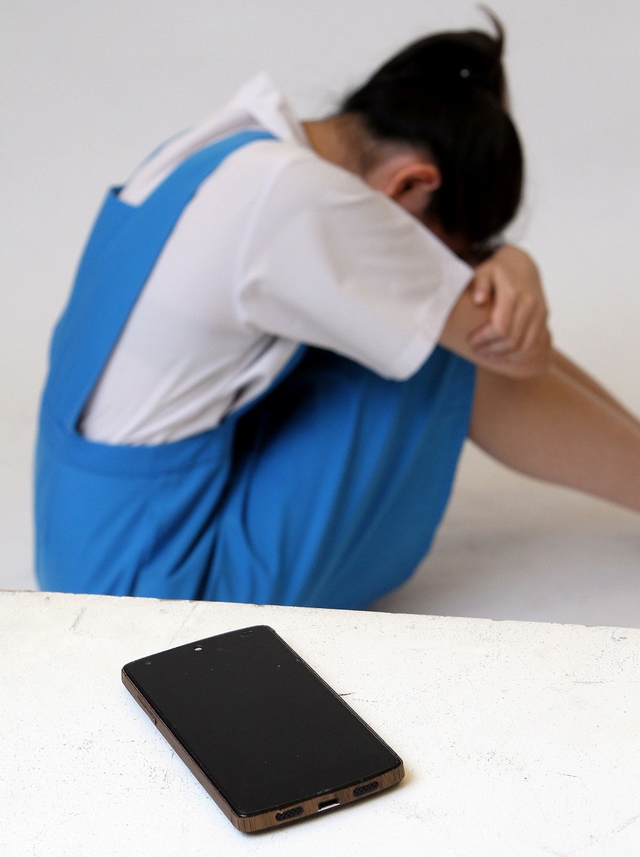 Your teen may be out to look for friends, but sexual predators will take advantage of young, trusting girls. ―Photo: AZLINA ABDULLAH/The Star