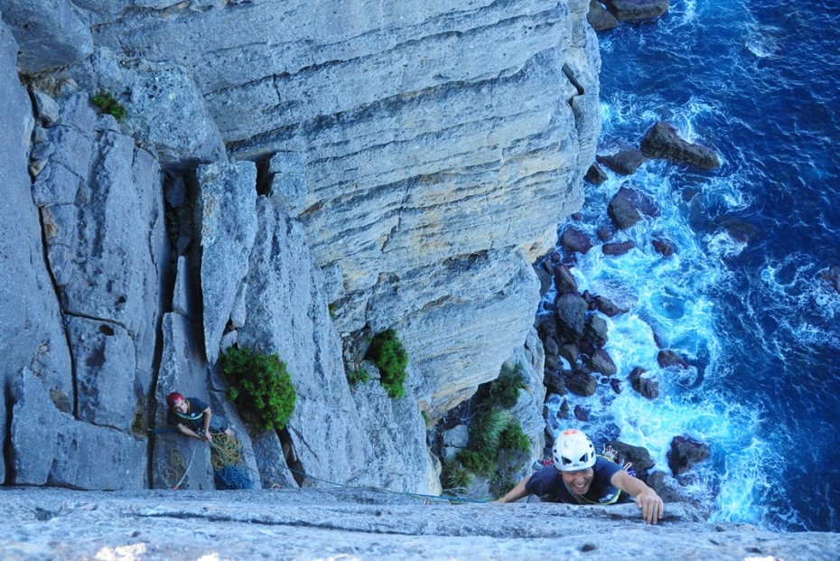 Liam, 27, scaling Point Perpendicular, New South Wales, Australia. ― MICHAEL GILLOT