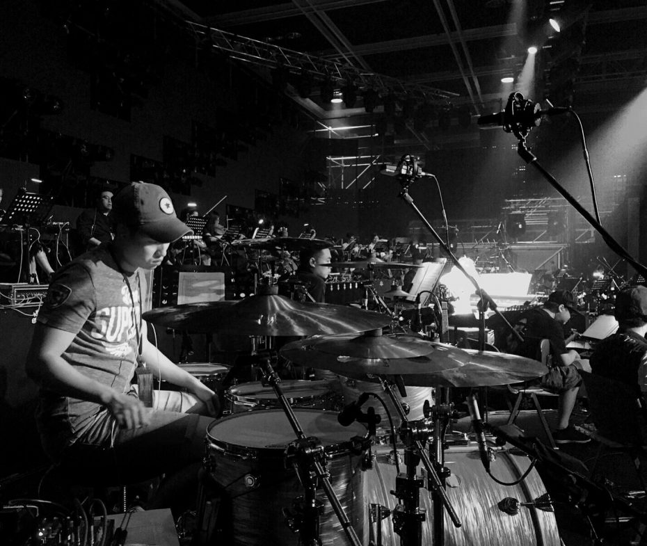 Kam preparing to perform with Jacky Cheung at a private concert in Hong Kong. — Handout