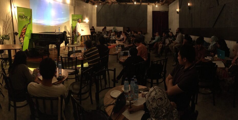 MyDocs regularly organises events, such as this workshop with internationally renowned filmmaker and trainer, Sydney Suissa. Teoh said it's an encouraging sign to see so many young people attending. Photo: MyDocs.