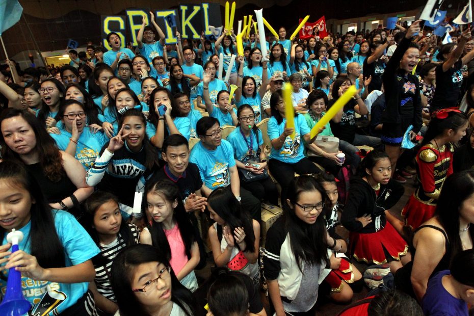 Supporters play a big part in keeping the atmosphere at CHEER alive and buzzing. Let's hear it for the cheerleaders' cheerleaders!