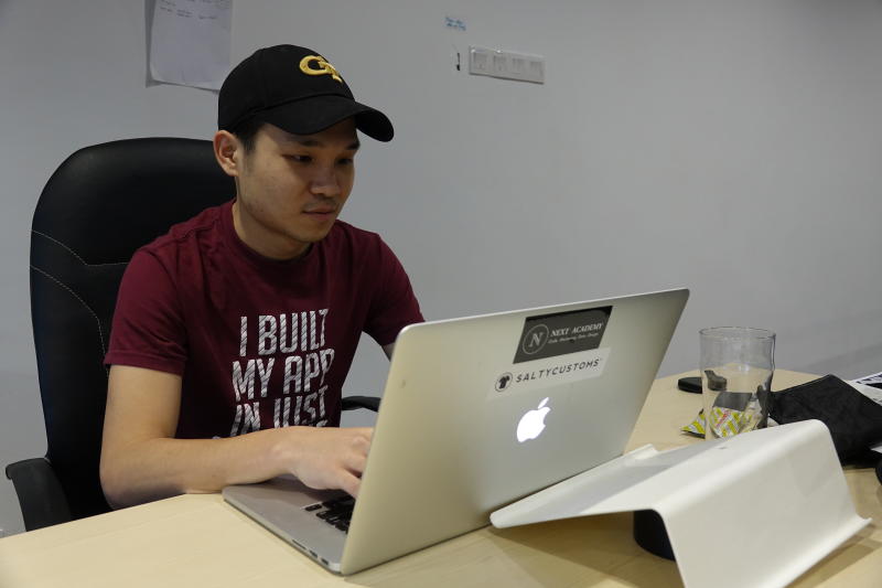 Teng said there's a risk of reduced productivity in a full time job if giggers don't focus on one thing at a time. Photo: NEXT Academy.