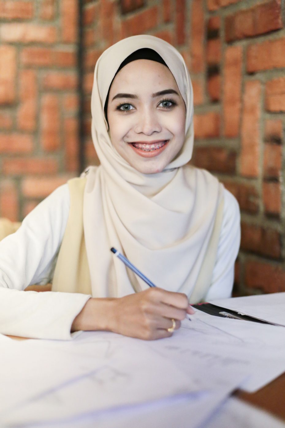 Athirah has made it her mission to help provide Muslim women modest and elegant clothing.
