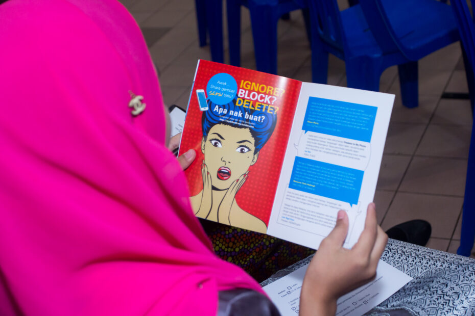 The #SayaSayangSaya series of town halls aim to get people talking about cybergrooming and Internet safety. — BEN CHIN